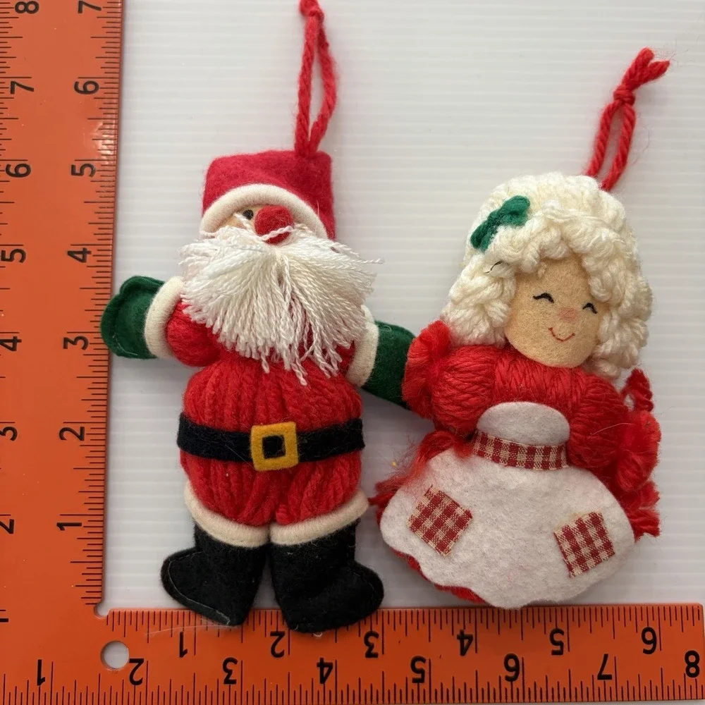 Vintage Handmade Yarn Mr. & Mrs. Clause Christmas Ornament Set Of 2